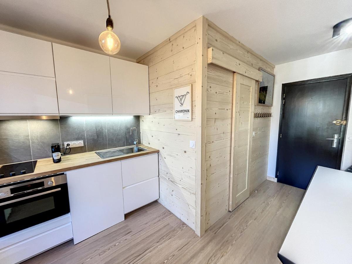 Superbe Studio Refait A Neuf Et Tout Equipe Avec Parking Chamonix Exterior foto