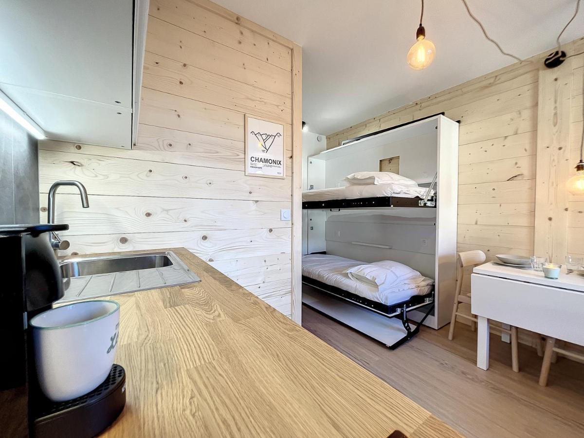 Superbe Studio Refait A Neuf Et Tout Equipe Avec Parking Chamonix Exterior foto
